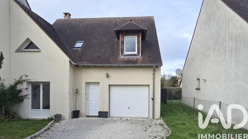 Maison - 98 m² - 5 pièces