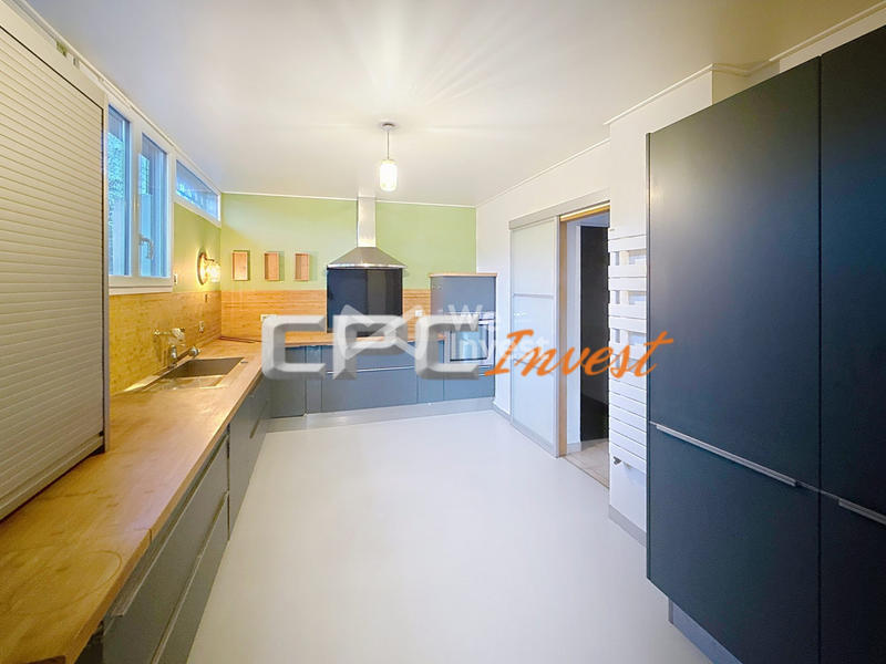 Maison - 162 m² - 6 pièces