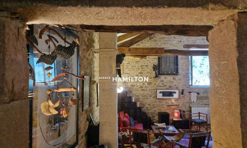 Maison de village - 230 m² - 6 pièces