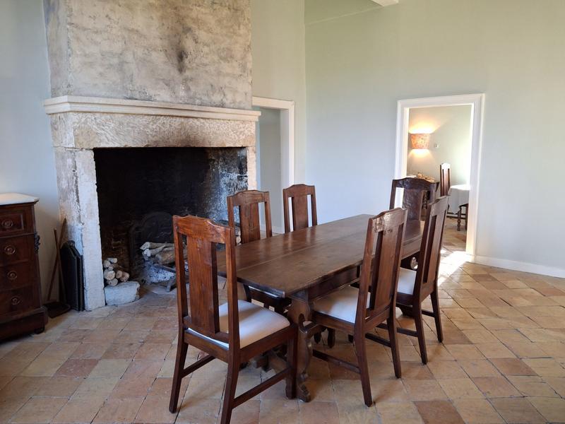 Maison traditionnelle - 202 m² - 7 pièces