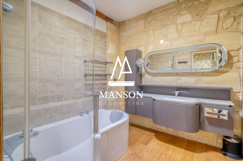 Duplex - 393 m² - 10 pièces