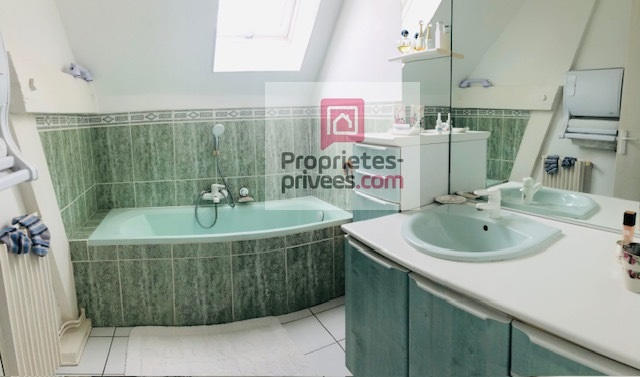 Maison - 163 m² - 7 pièces