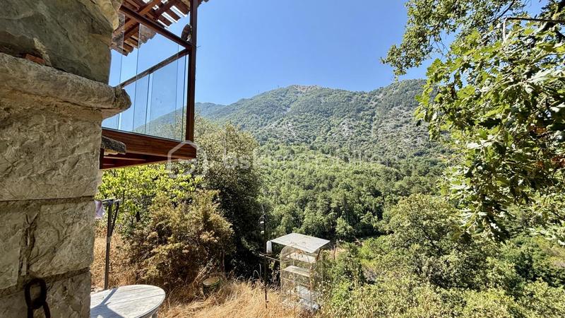 Maison en pierre - 77 m² - 3 pièces