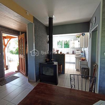 Maison - 96 m² - 4 pièces