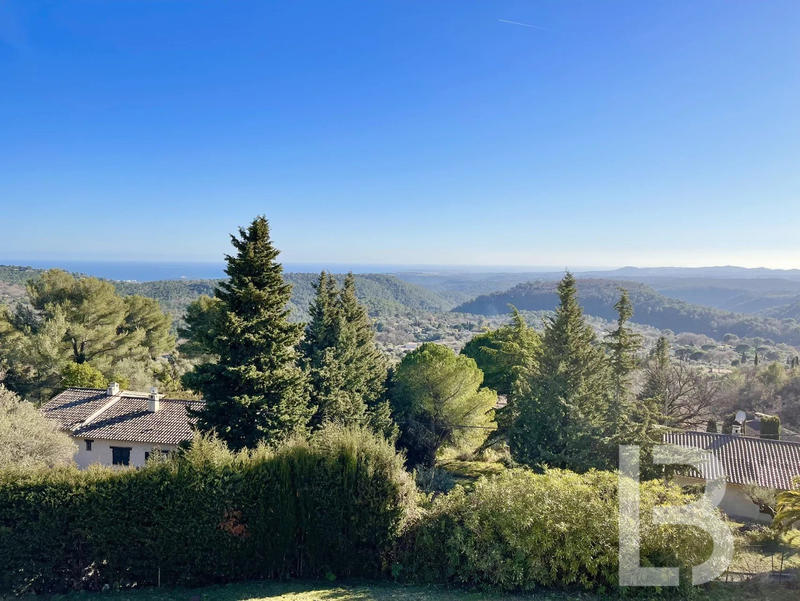 Villa - 385 m² - 11 pièces