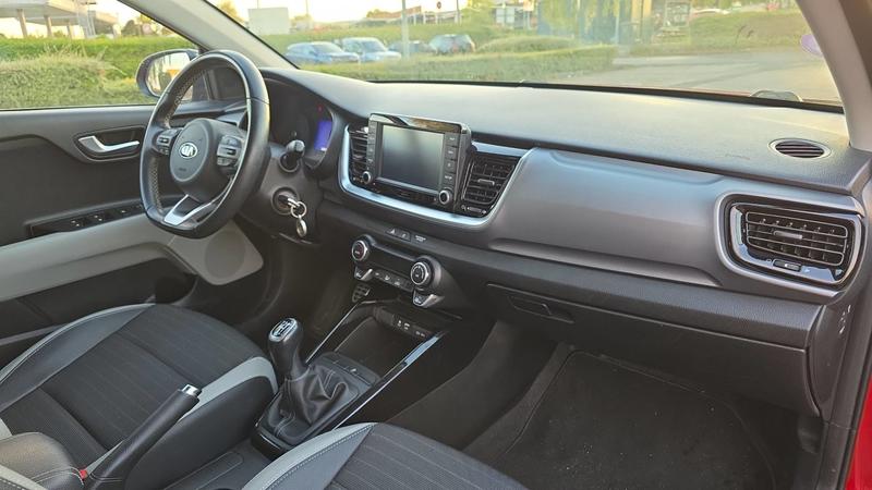 Kia Stonic 1.0 t-Gdi 120 Design - 5 places