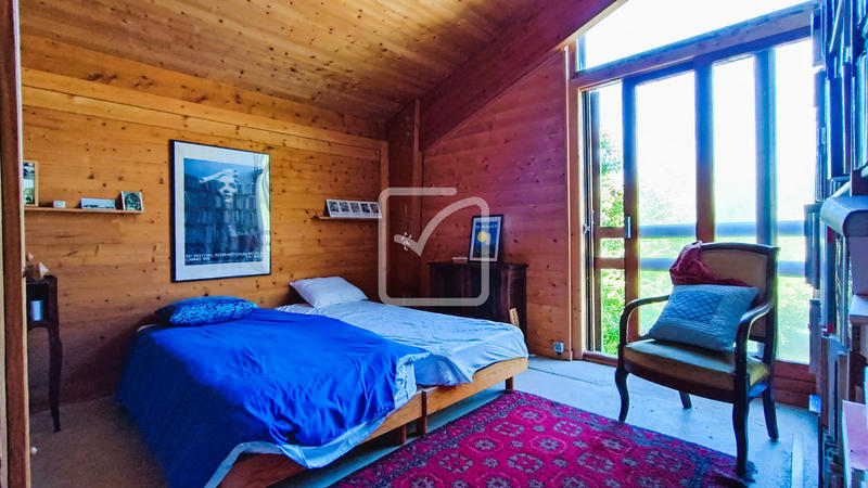 Maison - 183 m² - 6 pièces