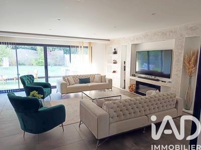 Maison - 147 m² - 6 pièces