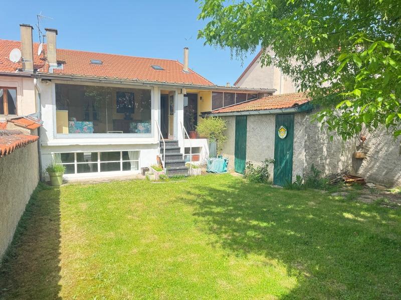 Maison de village - 220 m² - 6 pièces