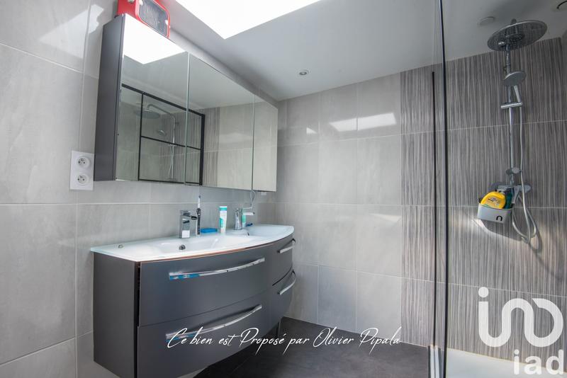 Loft - 179 m² - 6 pièces