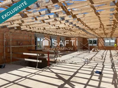 Local commercial - 1 009 m² - 5 pièces