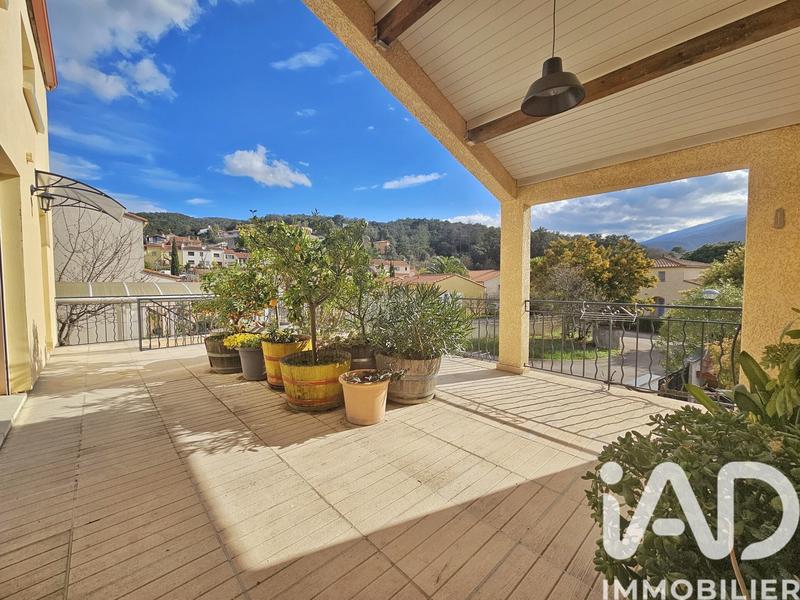 Maison - 148 m² - 6 pièces