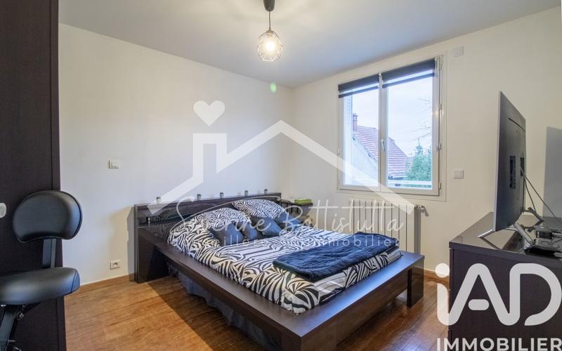 Maison - 80 m² - 5 pièces