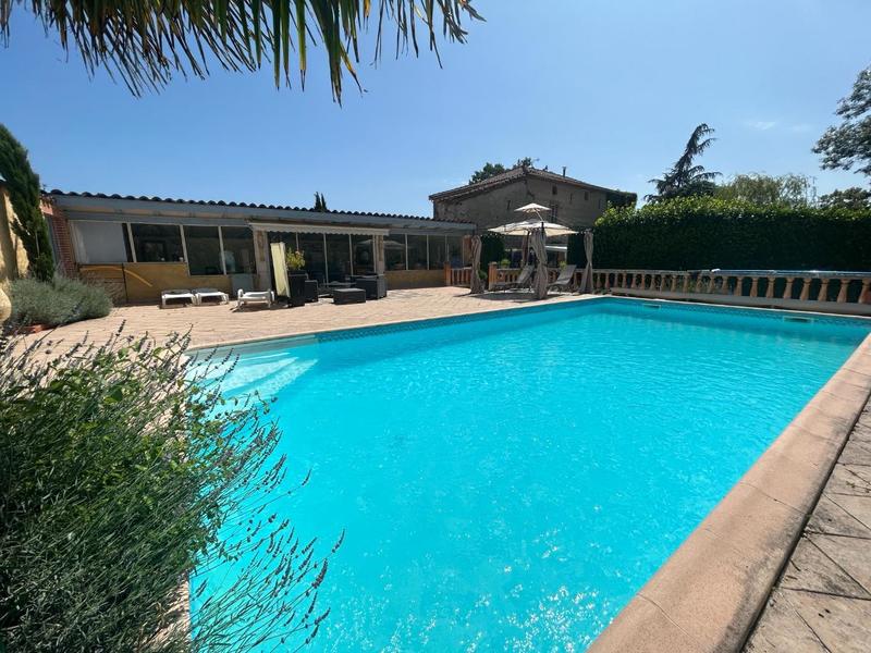 Bastide - 295 m² - 8 pièces