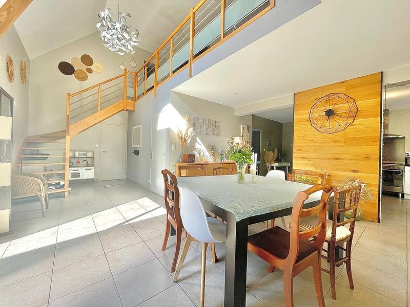 Maison - 155 m² - 7 pièces