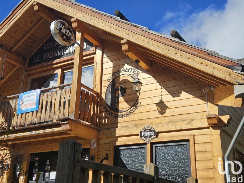 Local commercial - 210 m²