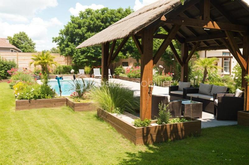 Propriété - 380 m² - 12 pièces