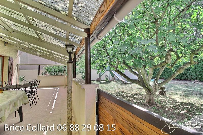 Maison - 92 m² - 6 pièces