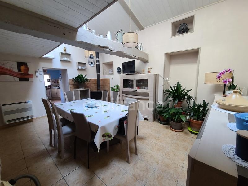 Maison - 140 m² - 5 pièces