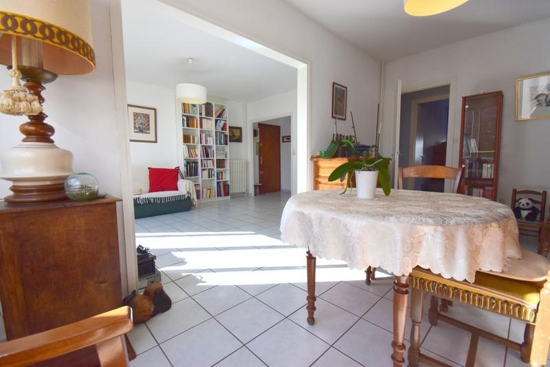 Appartement - 88 m² - 5 pièces