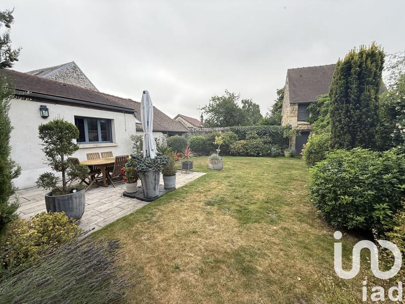 Maison - 211 m² - 6 pièces