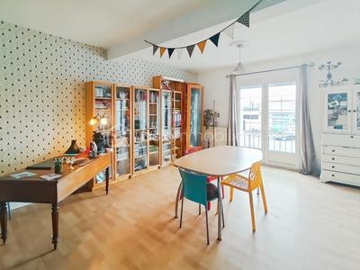 Maison de ville - 180 m² - 7 pièces