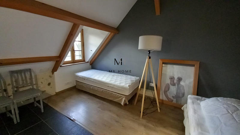 Maison - 320 m² - 18 pièces