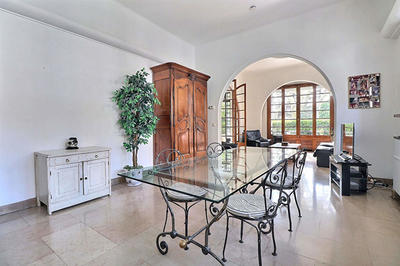 Maison - 200 m² - 8 pièces