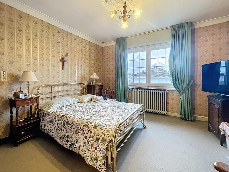 Maison - 140 m² - 6 pièces