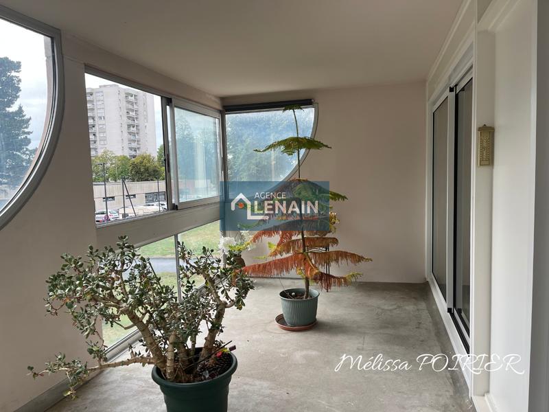 Appartement - 95 m² - 5 pièces