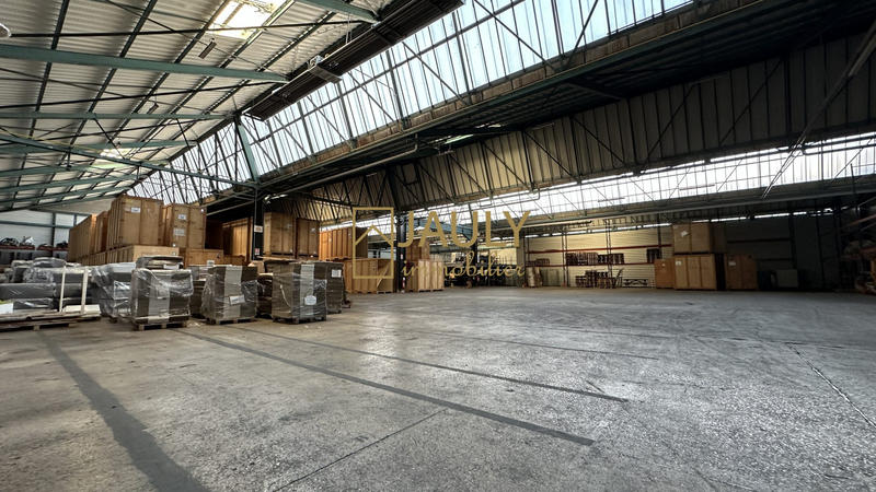 Entrepôt - 5 520 m²