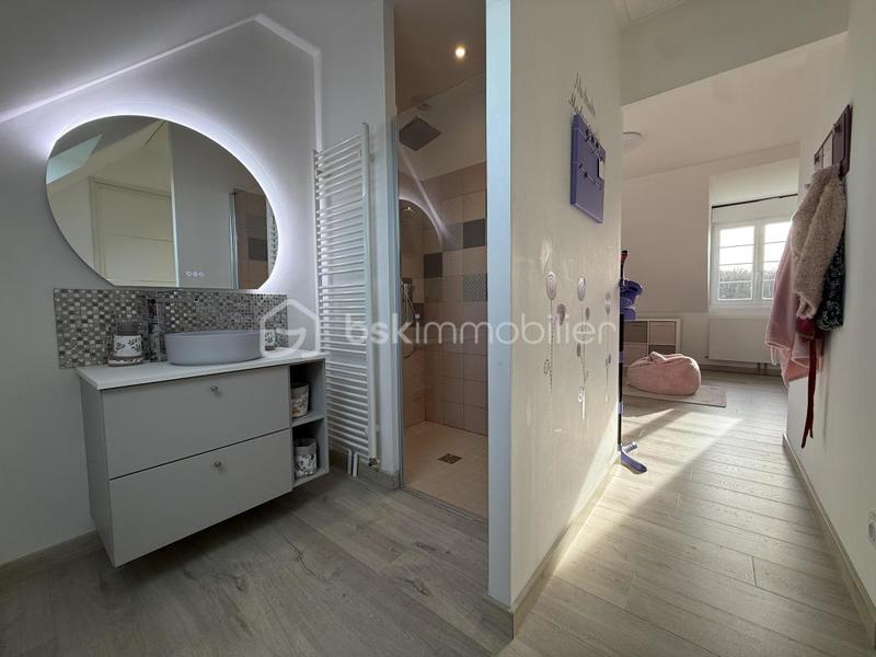 Maison - 161 m² - 6 pièces