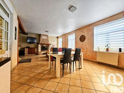 Maison - 218 m² - 5 pièces
