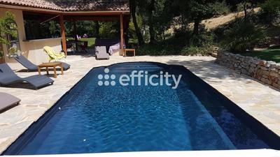 Maison - 290 m² - 11 pièces