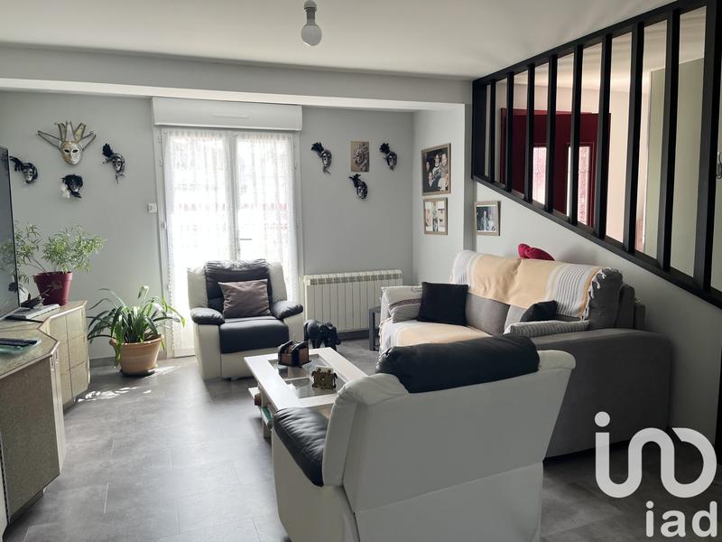 Maison - 98 m² - 5 pièces