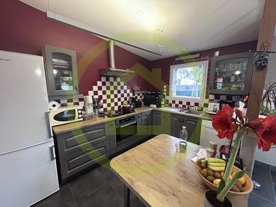 Maison - 79 m² - 4 pièces