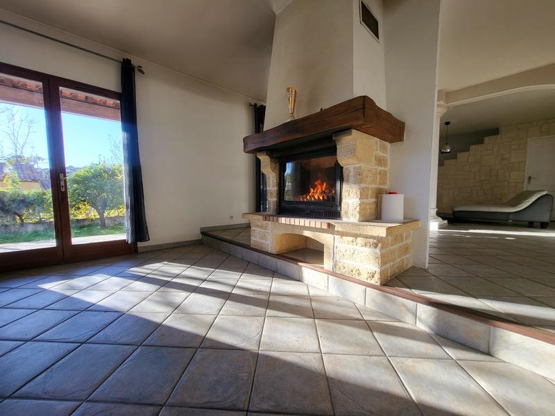 Maison traditionnelle - 172 m² - 6 pièces