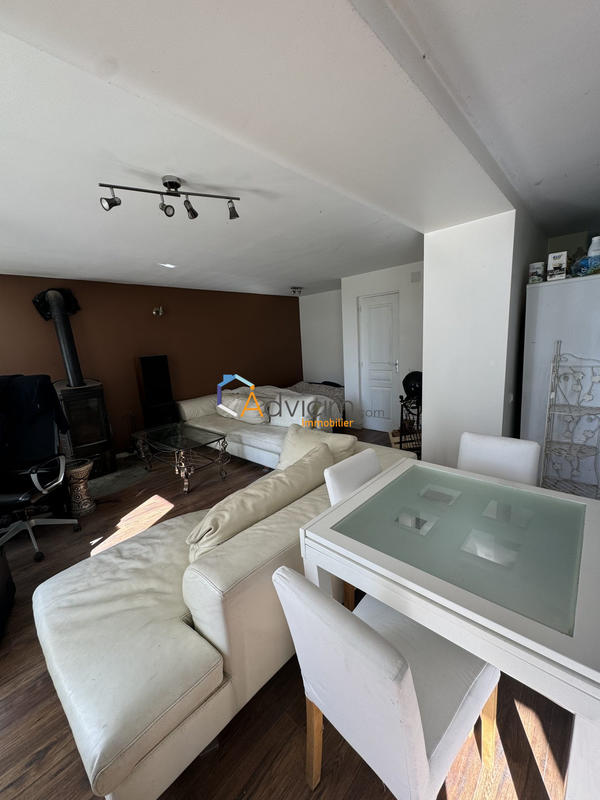 Maison - 77 m² - 3 pièces