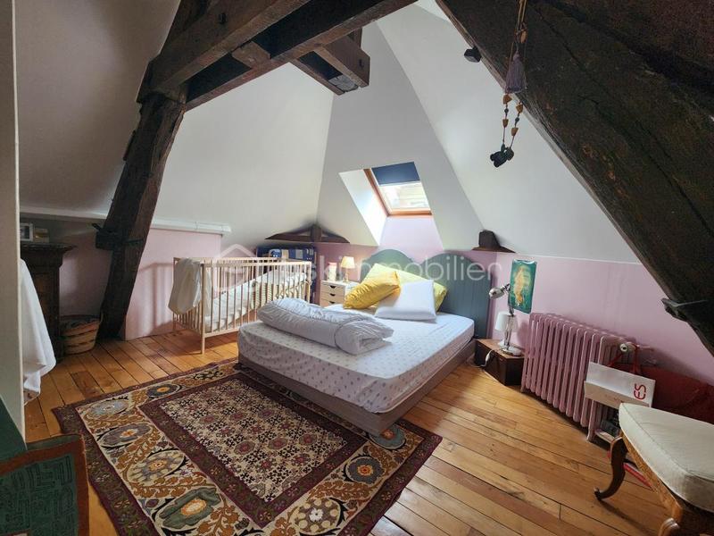 Maison traditionnelle - 107 m² - 5 pièces