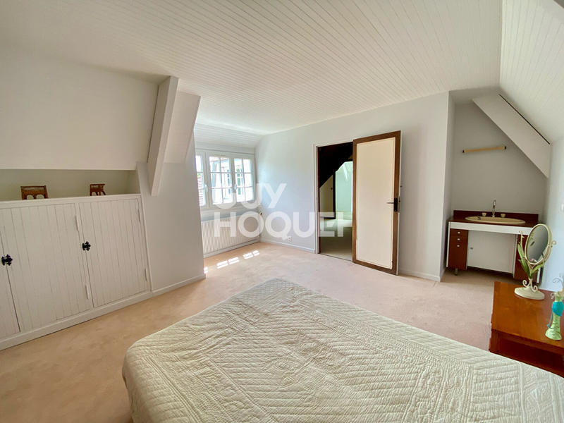 Maison - 171 m² - 8 pièces