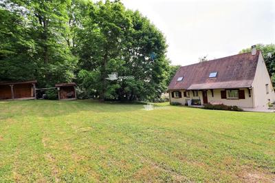 Maison - 171 m² - 9 pièces