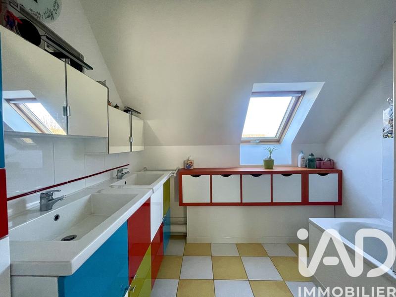 Maison - 158 m² - 8 pièces