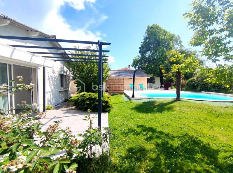 Propriété - 150 m² - 5 pièces