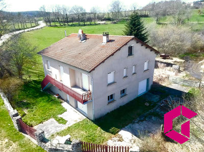 Maison - 113 m² - 5 pièces