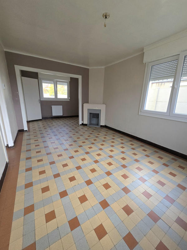 Maison - 85 m² - 6 pièces