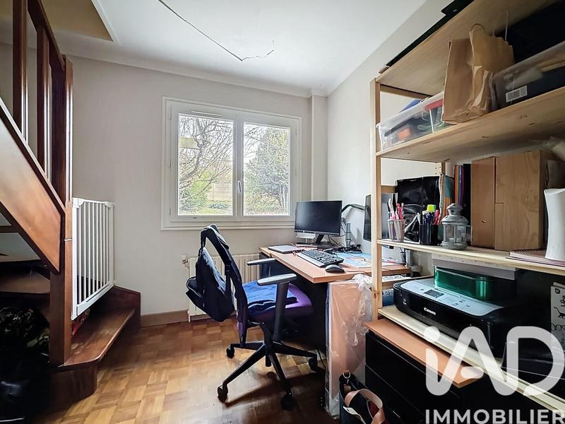 Maison - 94 m² - 5 pièces