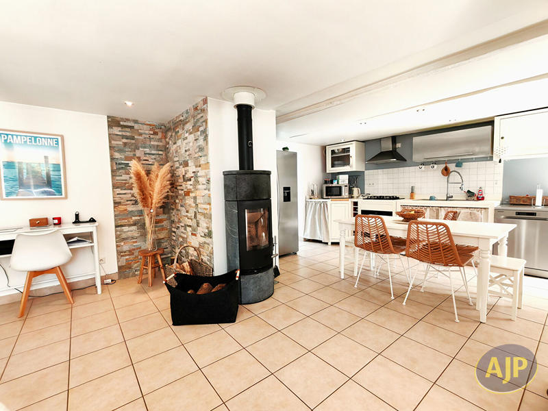 Maison - 87 m² - 4 pièces