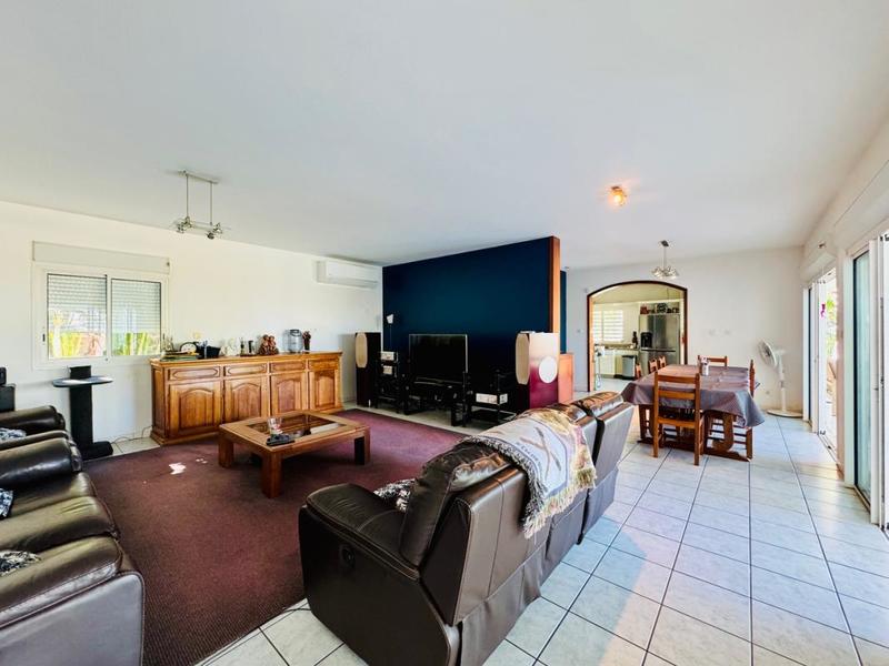 Villa - 168 m² - 5 pièces