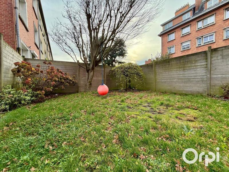 Maison - 167 m² - 6 pièces