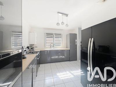 Maison - 123 m² - 6 pièces